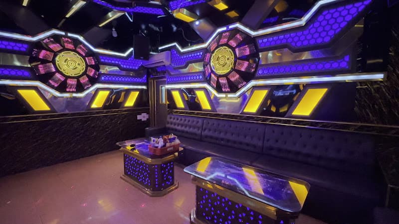 Hình ảnh CA PHÊ KARAOKE LUYỆN HỒNG - 4