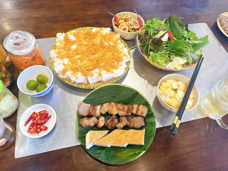 Hình ảnh Quán Bánh Cuốn Mẹt , Bún Chả , Bún Riêu Ninh Bình - 2