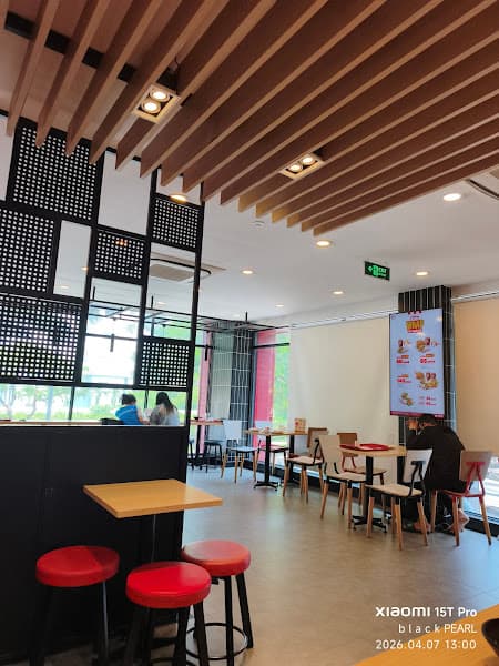Hình ảnh KFC Nguyễn Văn Cừ TP Hồ Chí Minh - 2