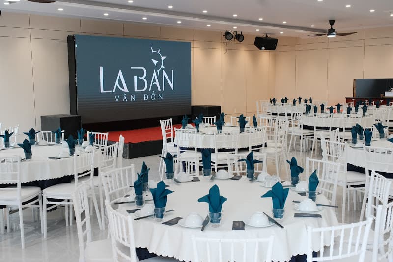 Hình ảnh Nhà Hàng La Bàn Vân Đồn - 5