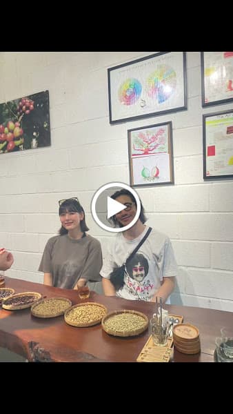 Hình ảnh Me Coffee Roastery - 2