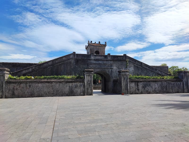 Di tích Lịch sử Thành cổ Quảng Trị