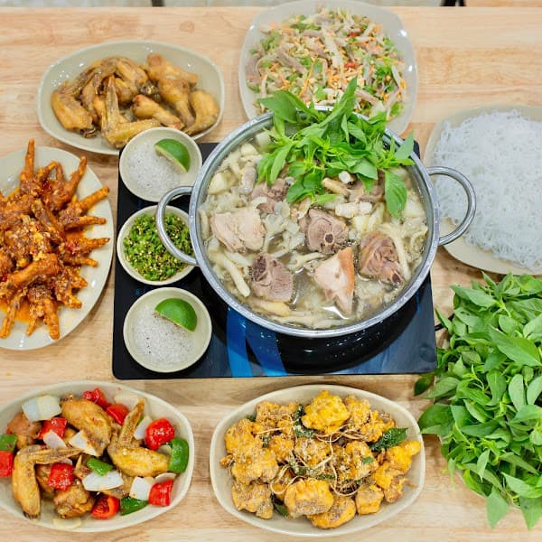 Hình ảnh Tao Ngộ Quán - Lẩu Gà Lá É số 10Bis 3/4 - 5