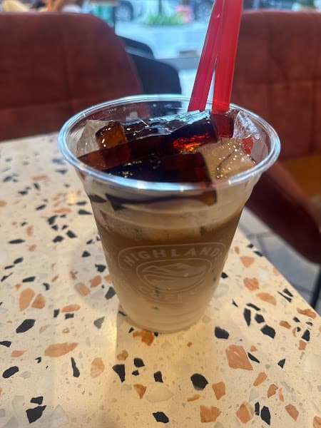 Hình ảnh Highlands Coffee New City - 2