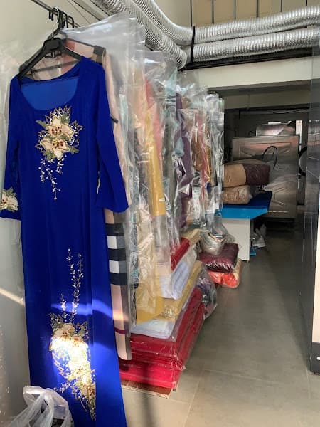 Hình ảnh Giặt là Bibi (Bibi laundry) - 4