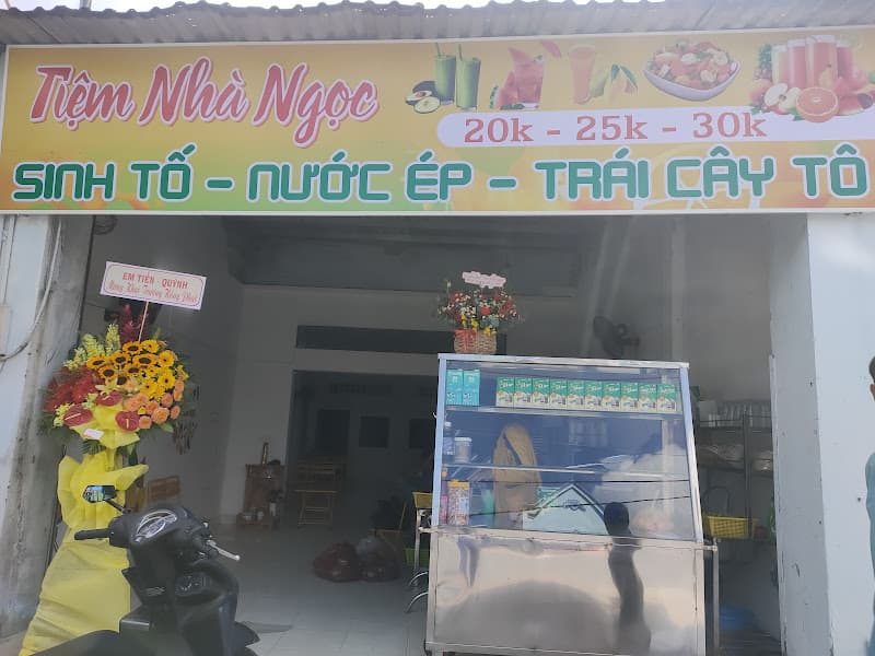 Hình ảnh Sinh tố, nước ép, trái cây tô - TIỆM NHÀ NGỌC - 5