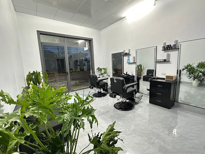 Ảnh bìa Q Barber House