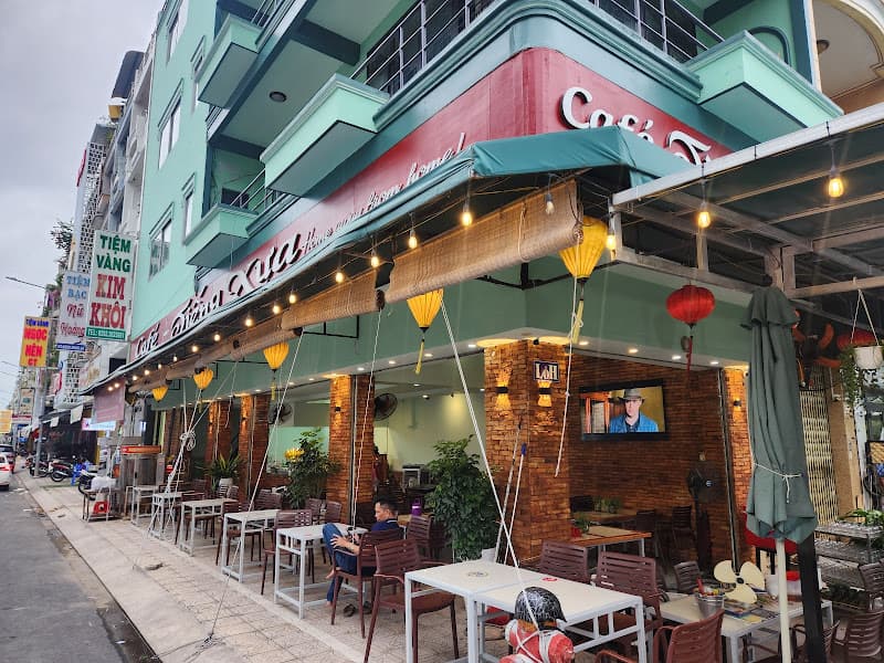 Coffee & Food Tiếng Xưa - TTTM Cái Khế - Trần Phú