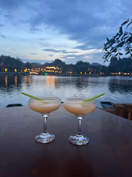 Hình ảnh THE LOCAL BAR - 8