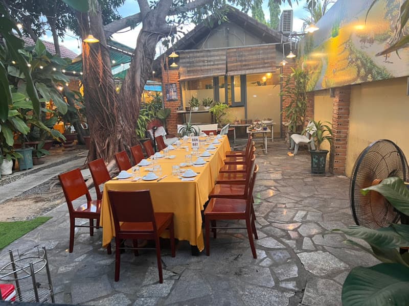 Ảnh bìa Nhà Hàng Cây Cảnh - Chuyên hải sản và đặc sản rừng