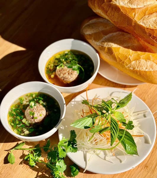 Hình ảnh Bánh Căn Bánh Mì Xíu Mại Ngon Á - 3