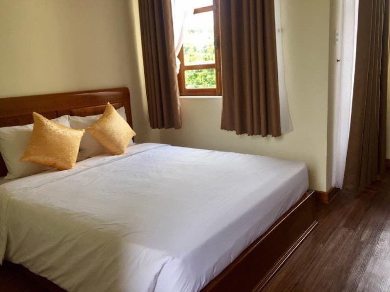 Hình ảnh Khu du lịch Vườn trái cây Nam Nhi, Nhà hàng cơm niêu - 2