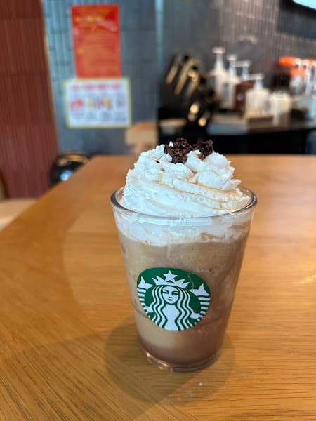 Hình ảnh Starbucks Pacific Place - 3