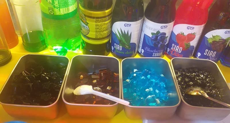 Quán Ăn Vặt Gái