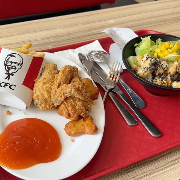 Hình ảnh KFC Cầu Giấy - 2