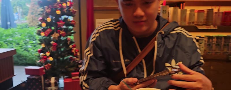 Hình ảnh Starbucks Vincom Rạch Giá - 3