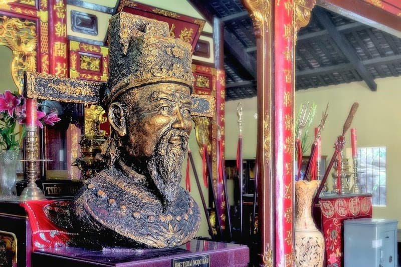 Hình ảnh Lăng Thoại Ngọc Hầu - 6