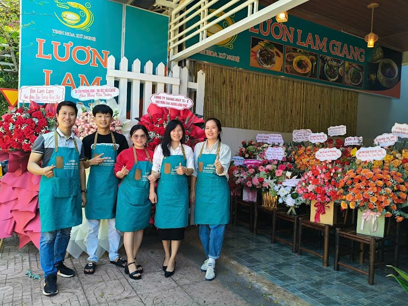 Hình ảnh LƯƠN LAM GIANG - 7