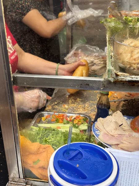 Ảnh bìa Bánh mì Cô Sáu