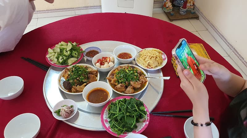 Ảnh bìa Quán ăn gia đình