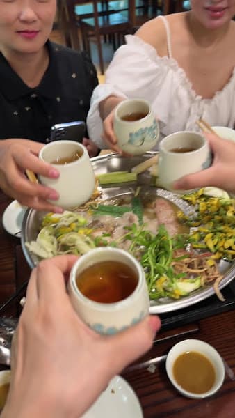 Hình ảnh Nhà Hàng Phương Nam - Nhà hàng lẩu mắm ngon Hà Nội - 3