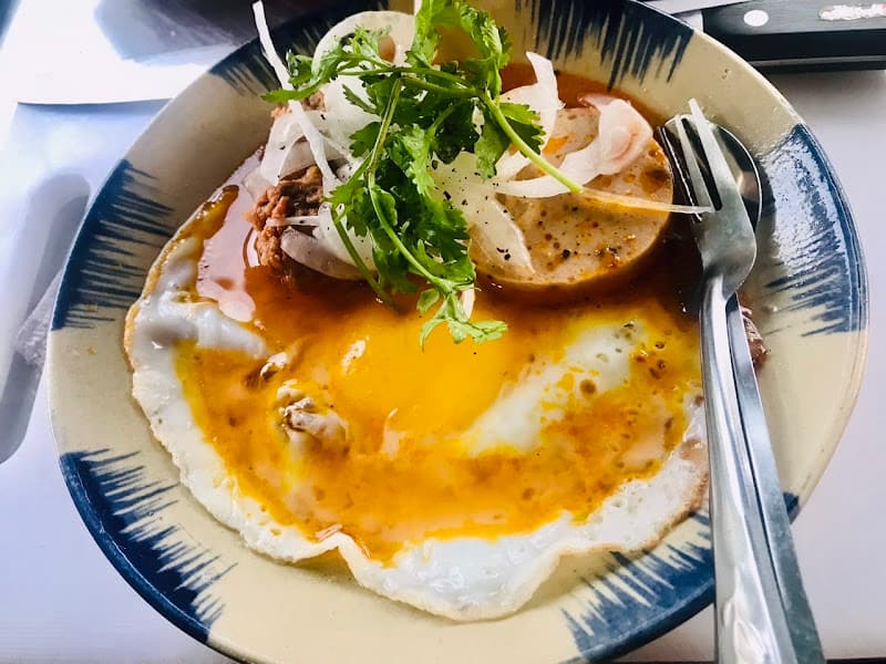 Hình ảnh Bánh Mì Xíu Mại A8 - Bánh Mì Xíu Mại Chén - 4