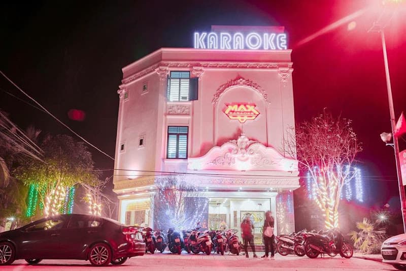 Karaoke Max Cửa Lò