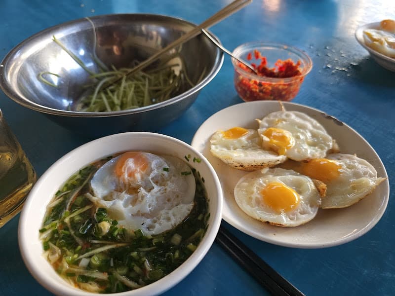 Hình ảnh Bánh căn 204 - 5