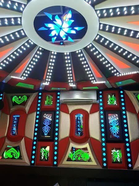 Hình ảnh Karaoke Lucky - 3