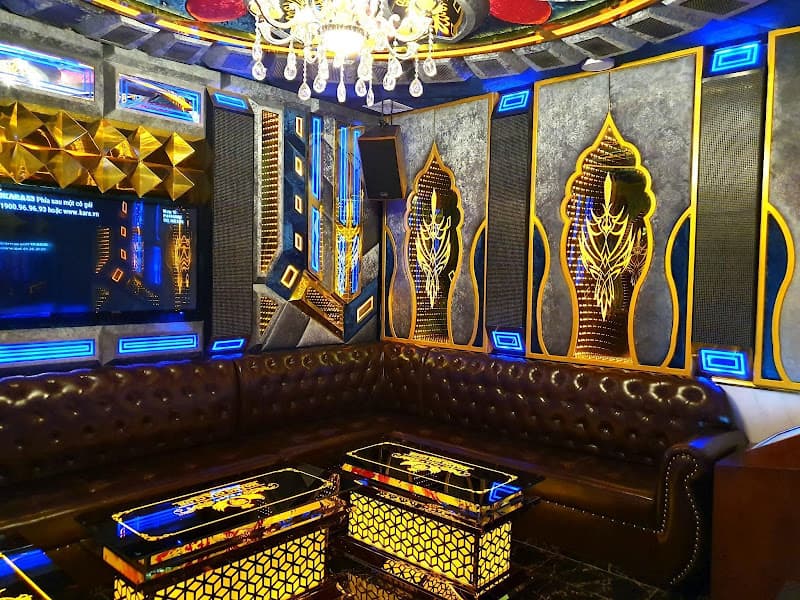 Ảnh bìa Karaoke Hoàng Gia