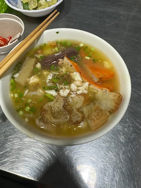 Hình ảnh ĐỎ ĐEN QUÁN - BÁNH CANH GHẸ - CÁ LÓC - 2