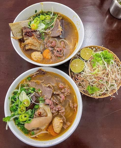 QUÁN ĂN VẶT SƯ PHẠM QUẢNG TRỊ