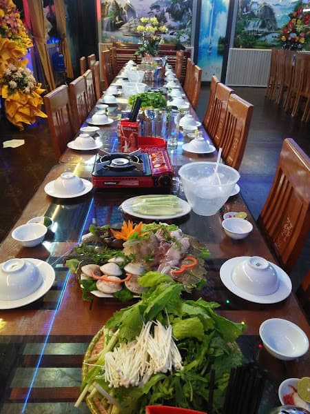 Hình ảnh Nhà hàng chinh quyên ( lẩu hải sản tươi sống ) - 3