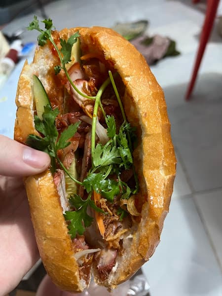 Hình ảnh NÍ ƠI! Bánh mì nha! - 3
