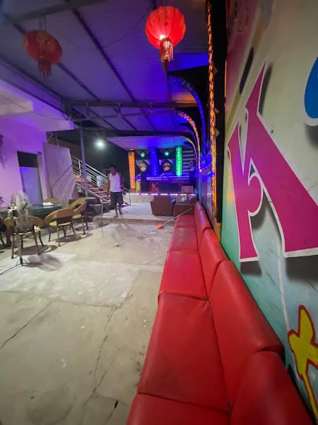 Hình ảnh Việt phú karaoke - 2