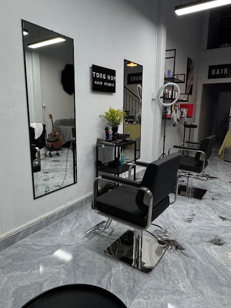 Ảnh bìa Tống Huy Hair Studio