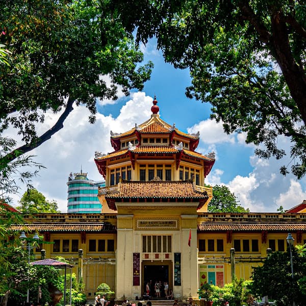 Bảo tàng Lịch sử Thành phố Hồ Chí Minh