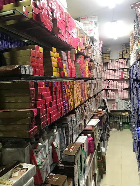 Hình ảnh Hương Quang Mỹ Phẩm - 3