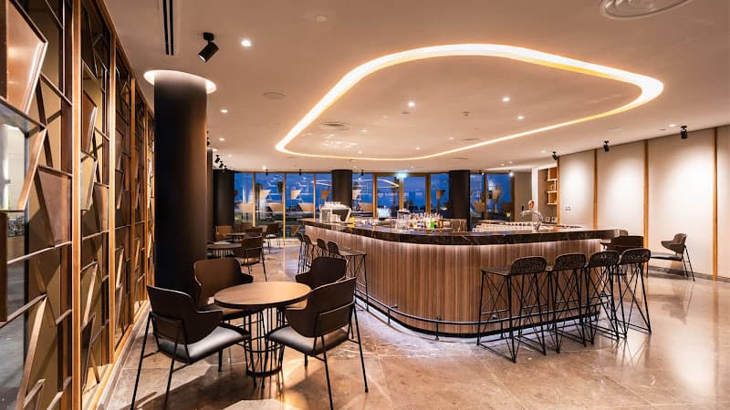 American Lounge & Bar