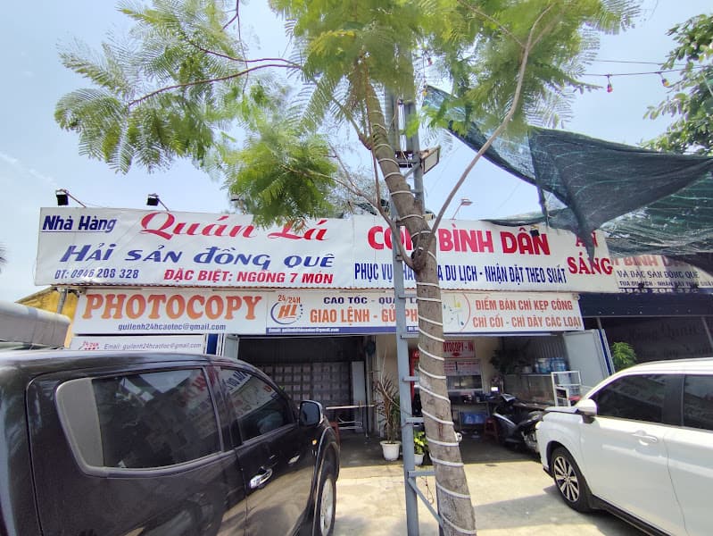 Quán Lá Restaurant