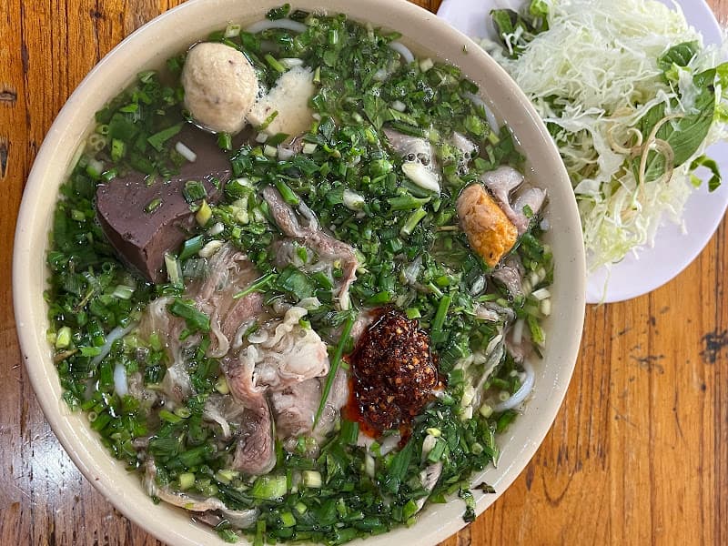 Hình ảnh Bún bò Huế Hưng Còi - 2