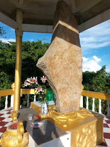 Hình ảnh Núi Ba Thê - 4