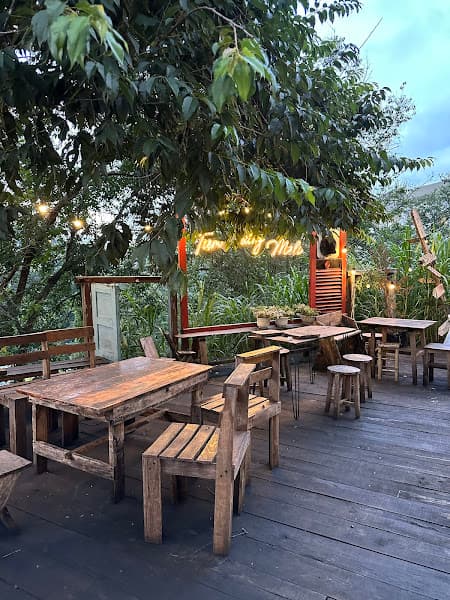 Tiệm Cà Phê Mêli