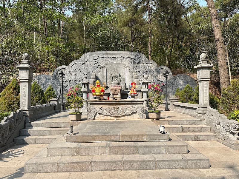 Hình ảnh Đền Chu Văn An - 3