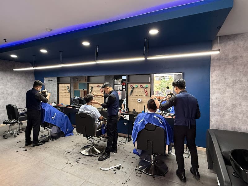 Ảnh bìa 30Shine Cao Lãnh ( Cắt Tóc Nam Cao Lãnh , Gội Đầu thư giãn , lấy ráy tai , thư giãn cổ vai gáy , cắt tóc , cạo mặt cạo râu )