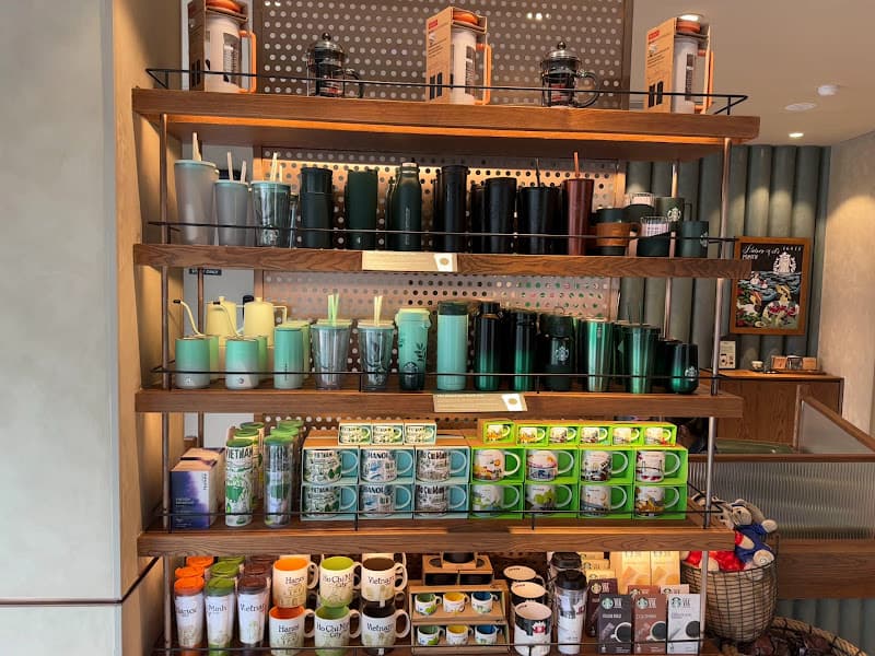 Hình ảnh Starbucks Ocean Park Hải Âu Villa - 4