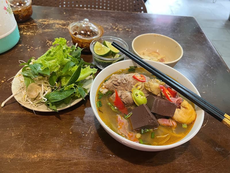 Hình ảnh Bún bò Huế O Xuân - 4