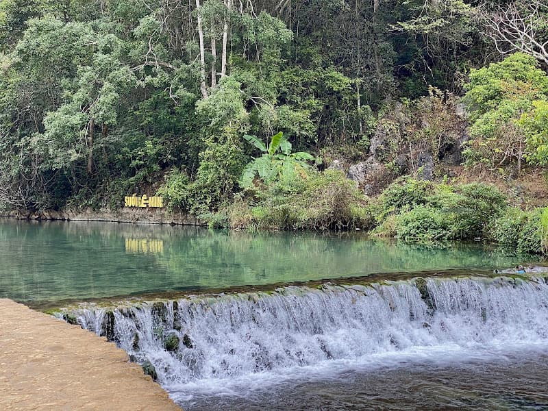 Ảnh bìa Suối Lê Nin