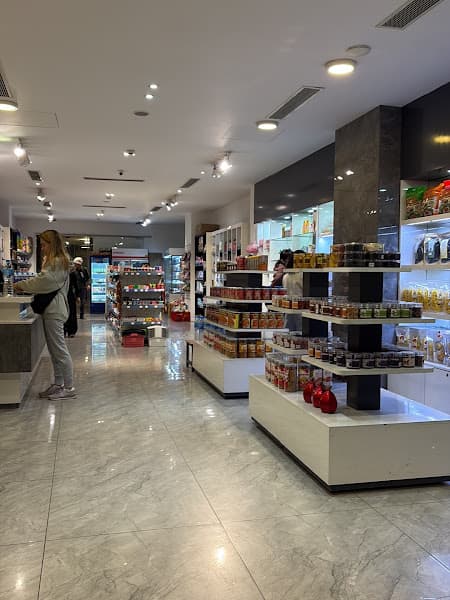 Hình ảnh Mon’s Mart - 3