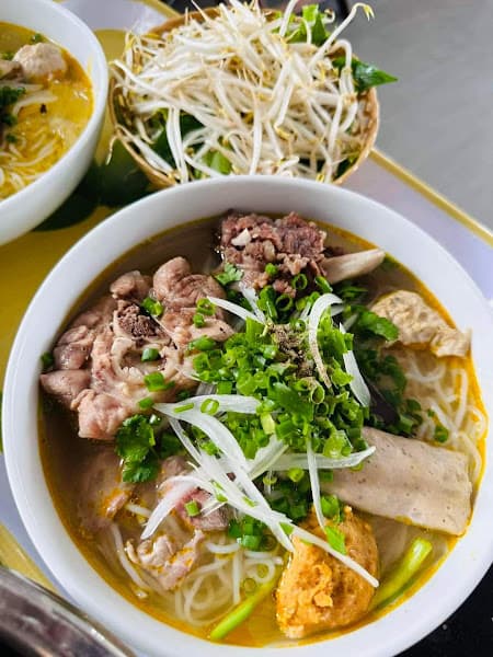 Hình ảnh Bún bò Huế - Tuấn Huyền - 2